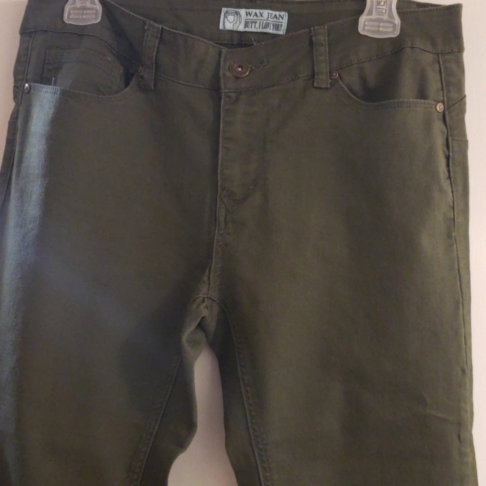Pants - Picture 2 of 3